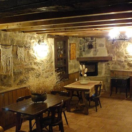 Hostal La Bodeguita Cuzcurrita-Río Tirón Exterior foto