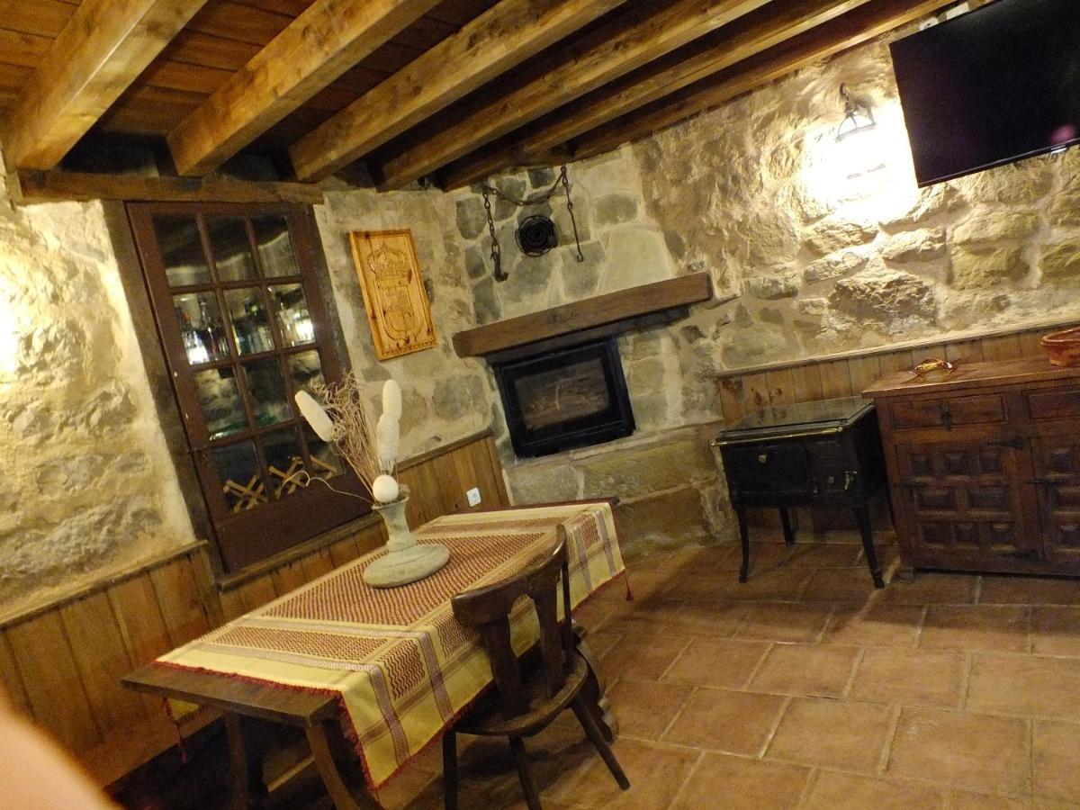 Hostal La Bodeguita Cuzcurrita-Río Tirón Exterior foto